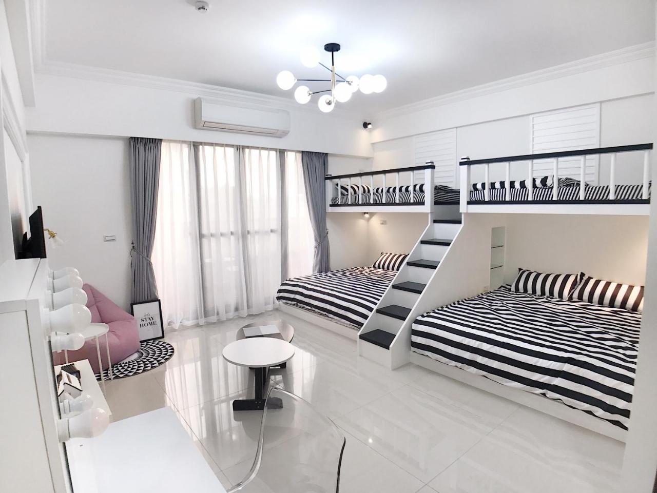 Lovi Time B&B Donggang Esterno foto